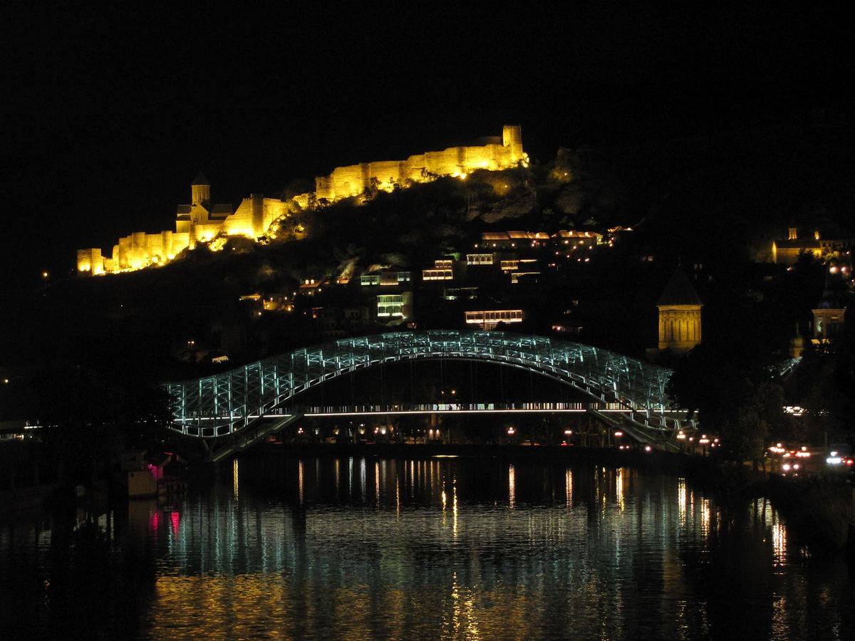 Absolute Apartment Tbilisi Buitenkant foto